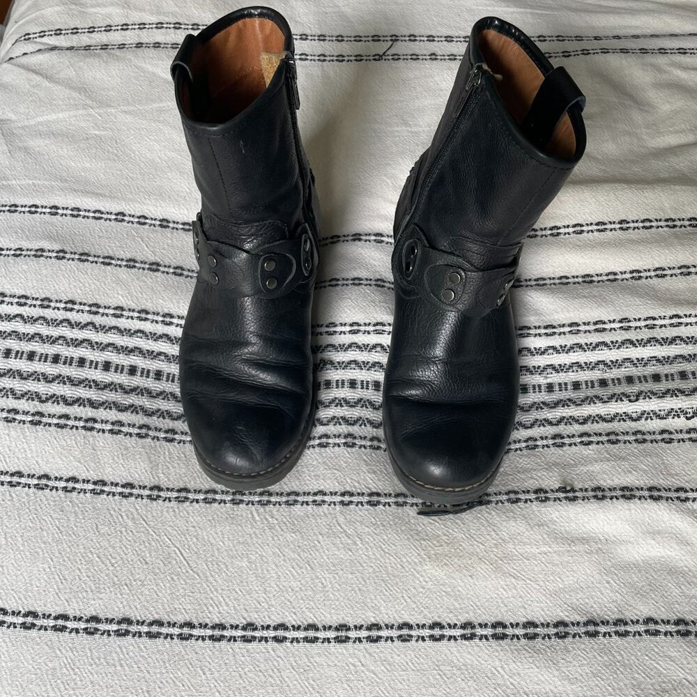 Pikolinos Leather boot | Women's size 7